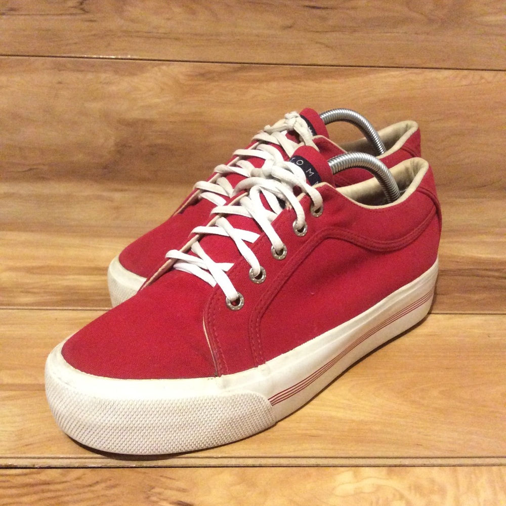Tommy Hilfiger Women’s Converse Style Sz 10 M